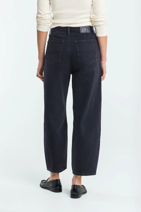 Leila Cropped