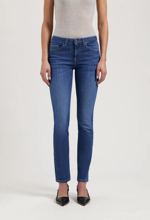 Faye Low Slim