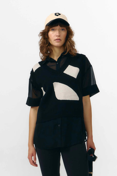 Amates Vest