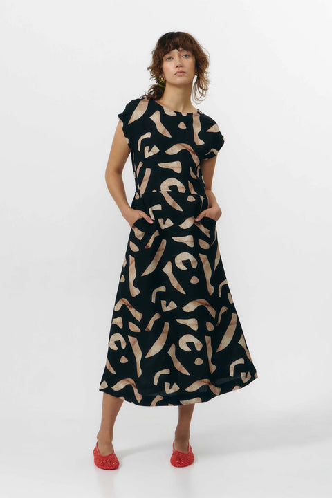 Tinto Dress