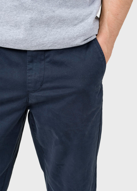Allan Twill Pants – Detail der seitlichen Eingrifftasche und Verarbeitung
