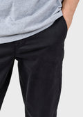 Allan Twill Pants – Detail der seitlichen Eingrifftasche und Verarbeitung