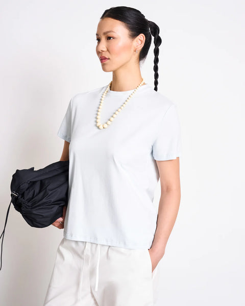 Boy Tee von Jan n June in Ice Blue – Relaxed Fit T-Shirt aus gebürsteter Bio Baumwolle, mit Rundhalsausschnitt