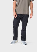 West Pant von Klitmoller Collective in Black – gerade Chino aus Bio-Baumwoll-Twill