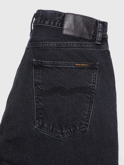 Tuff Tony von Nudie Jeans – Detail der klassischen Gesässtaschen