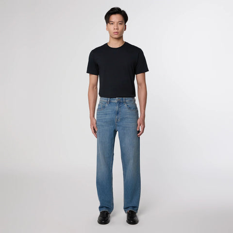 Vega Relaxed Straight von Dawn Denim in Vintage Blue – Jeans mit geradem Bein und entspannter Passform